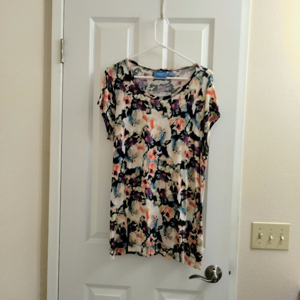 Vera Wang tunic - wear as a mini dress or as a top with leggings
